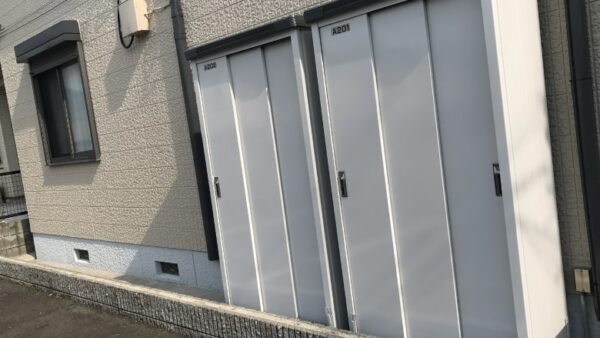 物置の全面塗り替えをおこないました。